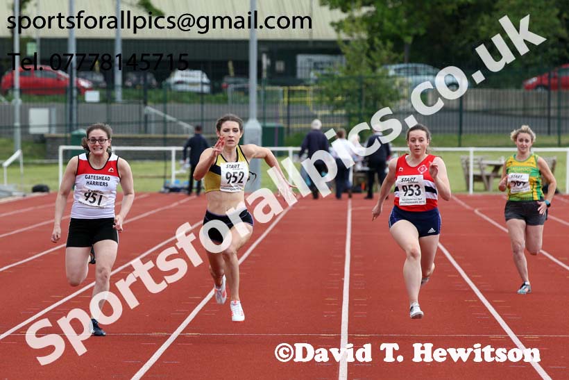 Senior womens 100 metres, North Eastern Track and Fields Champs., Middlesbrough. Photo: David T. Hewitson/Sports for All Pics